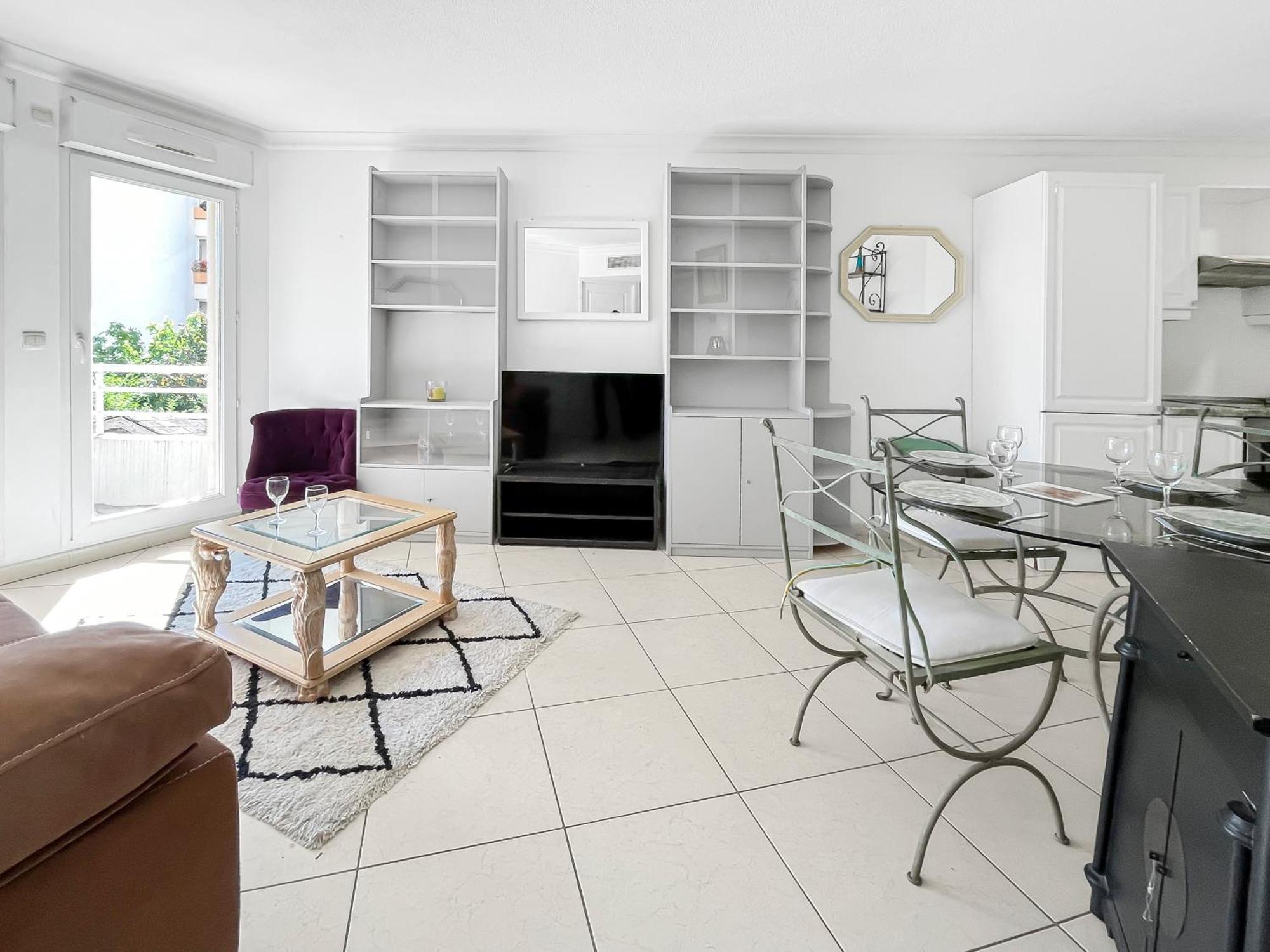 Agreable Detente Au Soleil A Antibes - Wifi - Parking Prive Exterior photo